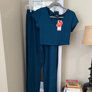 Cider Ribbed Set NWT beautiful color